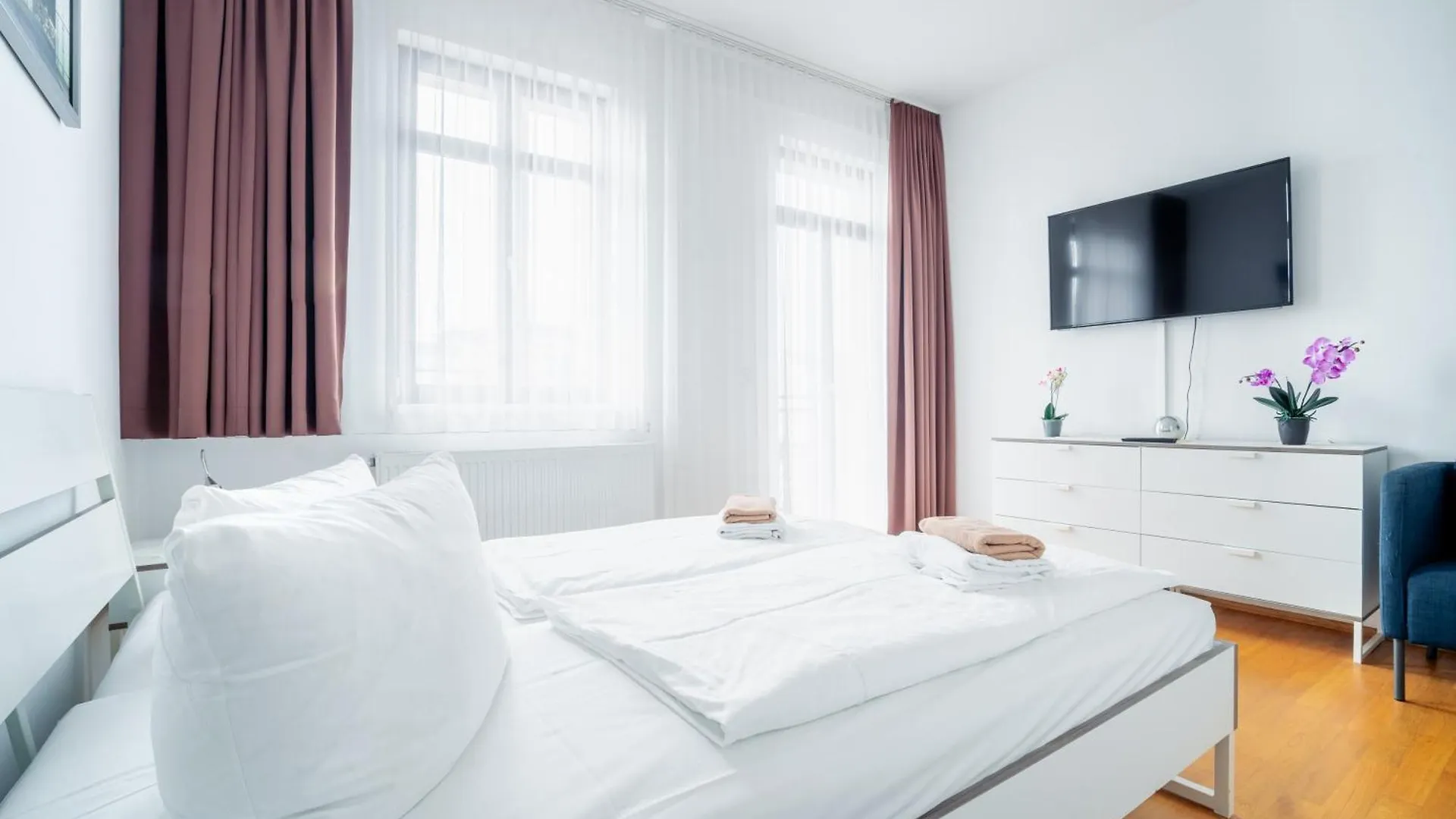 City Park Apartments - #16, #18 & D - Moderne Apartments & Suiten Im Zentrum Germany
