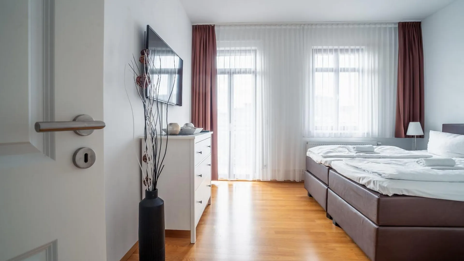 City Park Apartments - #16, #18 & D - Moderne Apartments & Suiten Im Zentrum